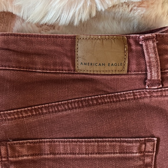 American Eagle mom jean. Size 8. - Picture 2 of 4